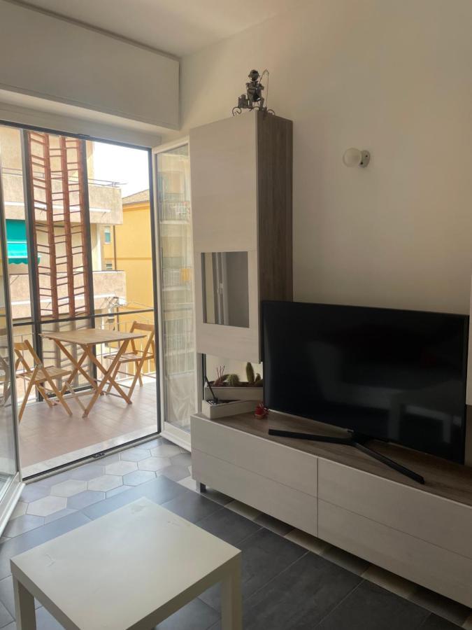 Nuova Pia Apartment Finale Ligure Bagian luar foto